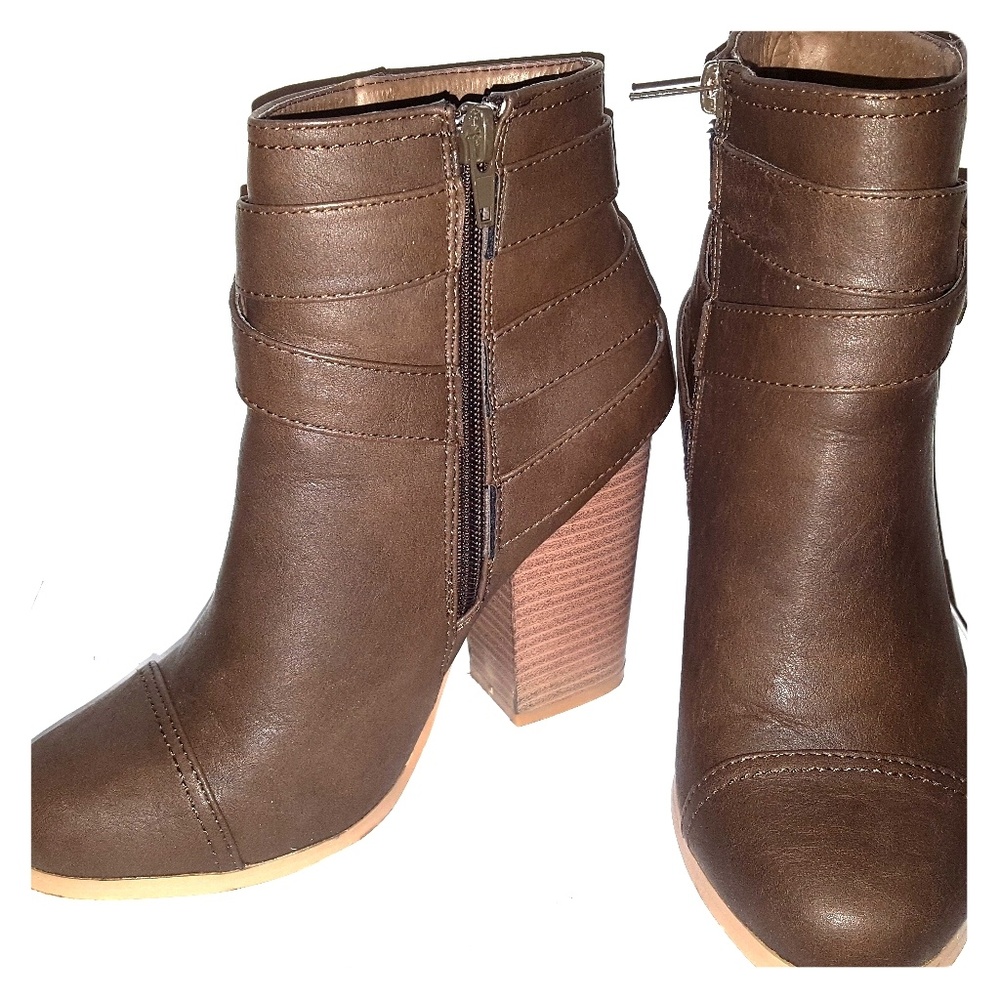 Brown buckled booties